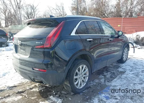 2019 Cadillac Xt4 Luxury z USA, uszkodzony, nr VIN 1GYAZAR48KF133878